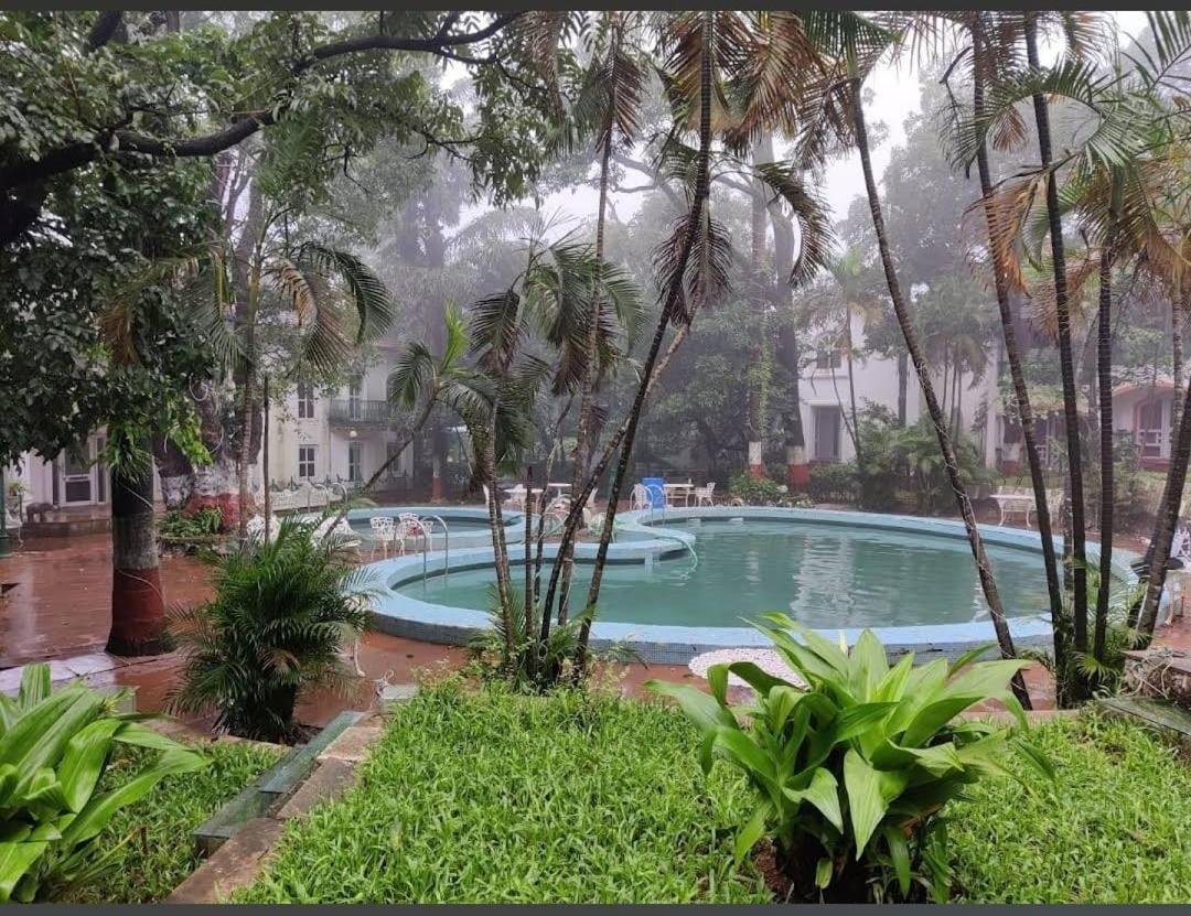 Anand Ritz Resort מת'ראן מראה חיצוני תמונה